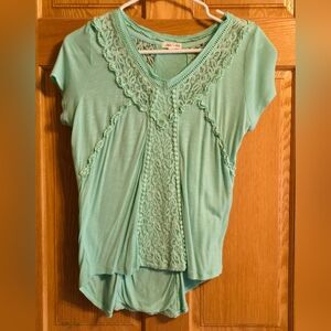 Skylar and Jade teal lace and crochet embellished top size small